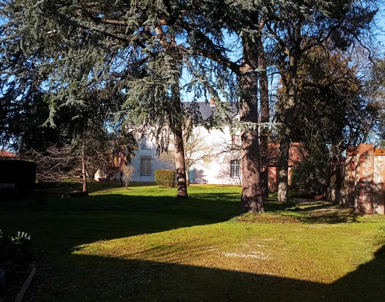Les Brouzils. Le Logis de la Colle. 2023