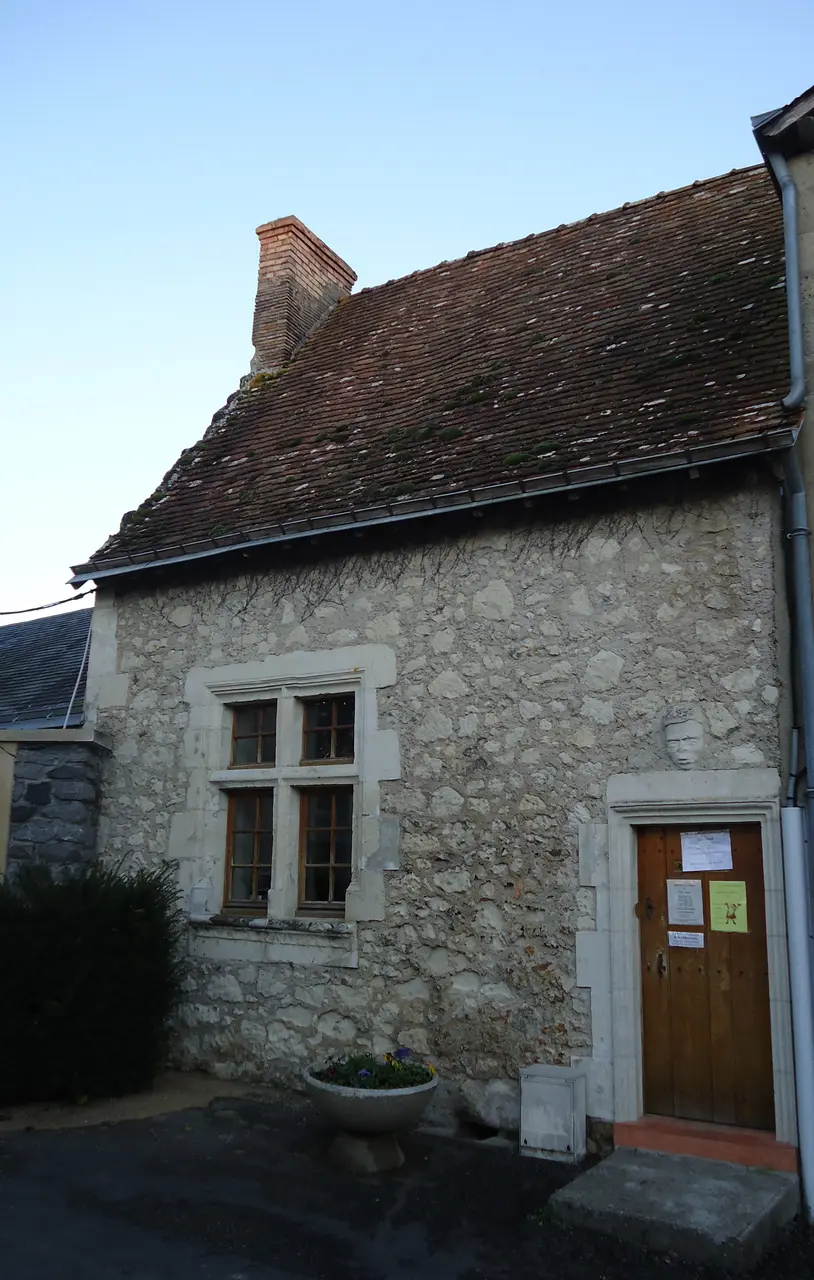 Luché-Pringé - Maison du XVIe