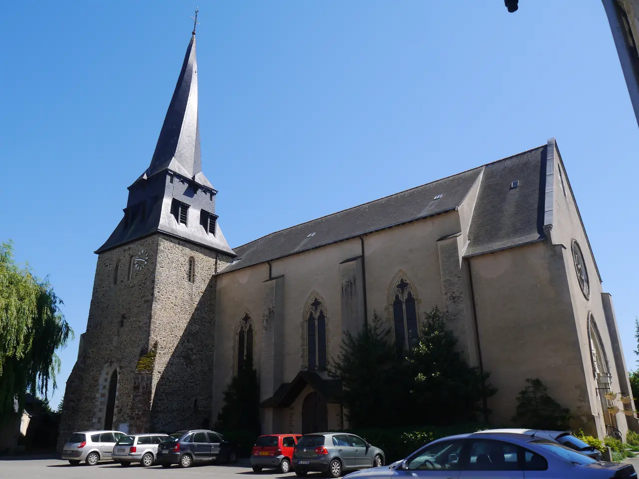 53 Meslay-du-Maine église