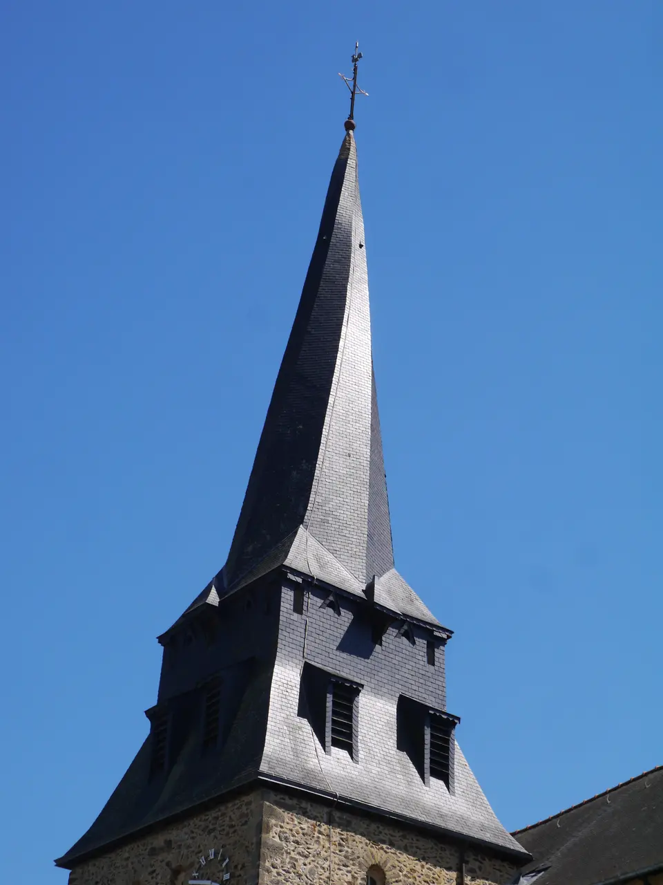 53 Meslay-du-Maine église clocher
