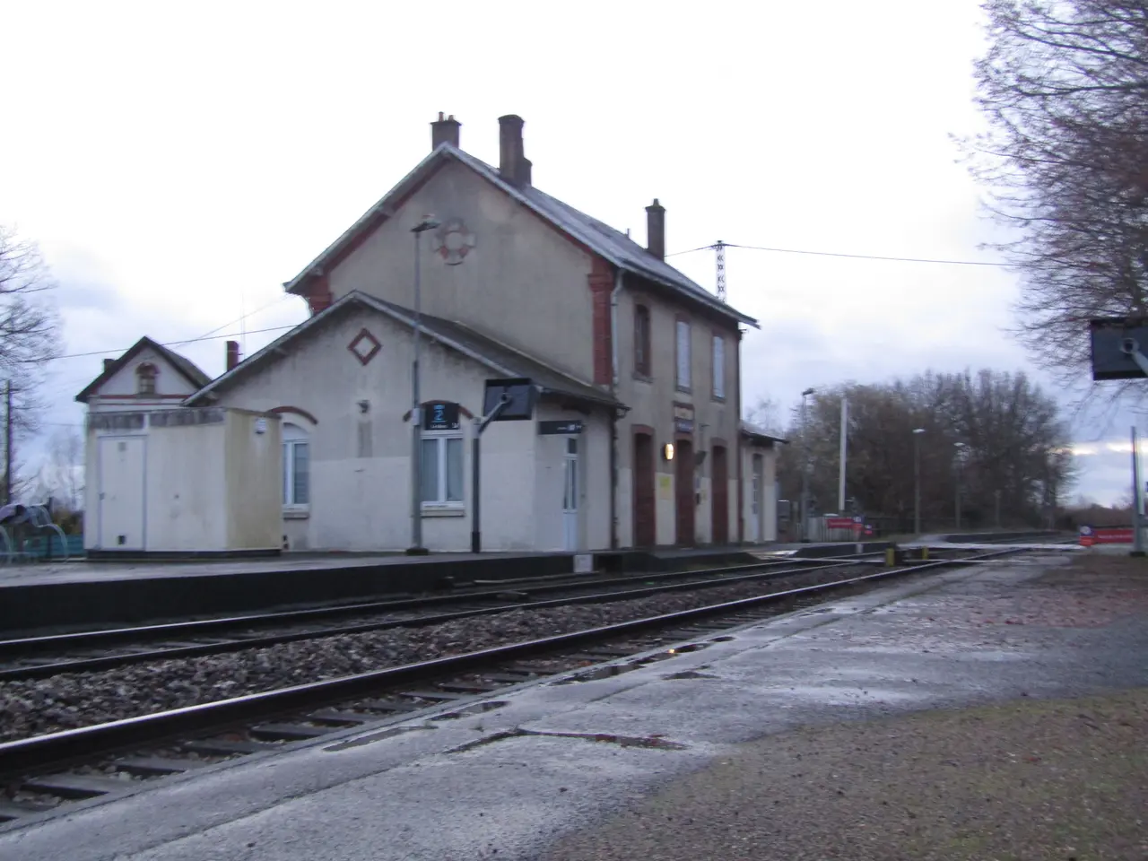 Gare de Montbizot BV