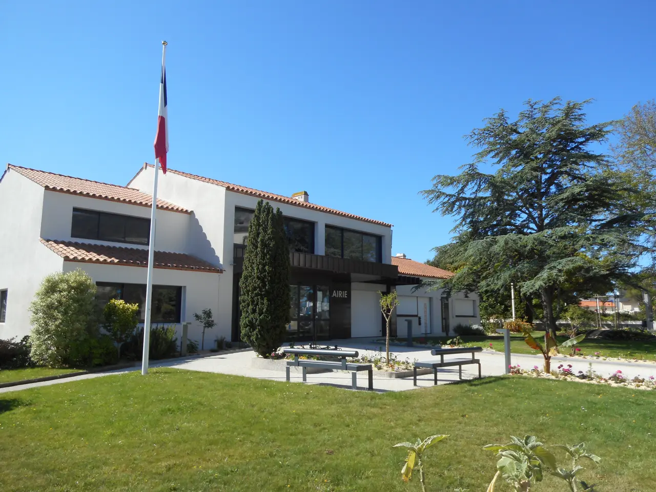 Mairie de Notre-Dame-de-Monts-1 (2019)