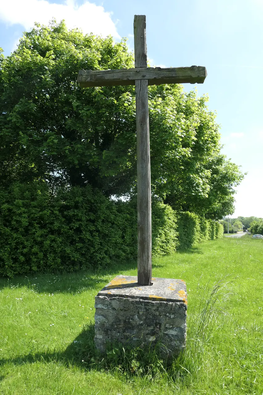 Parné-sur-Roc - croix de la Bellangerie