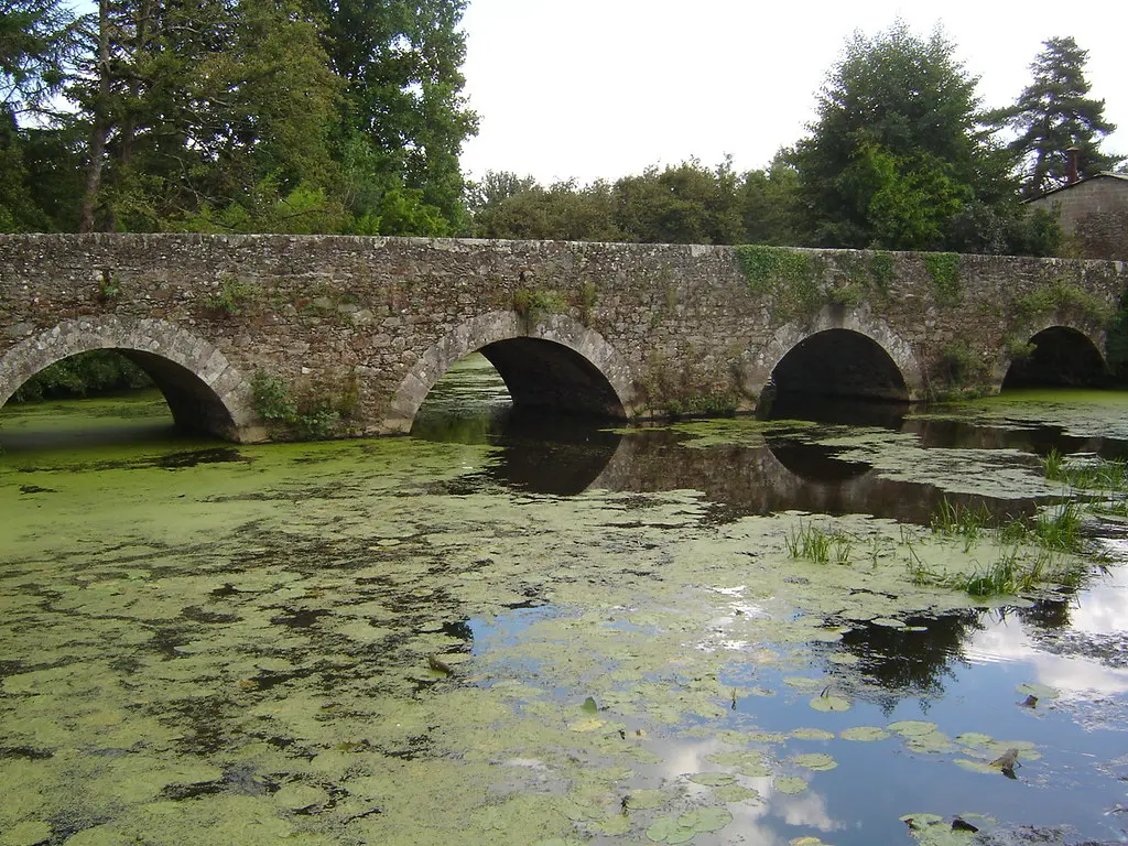 Le petit pont de La Rocheservière sur la Boulogne