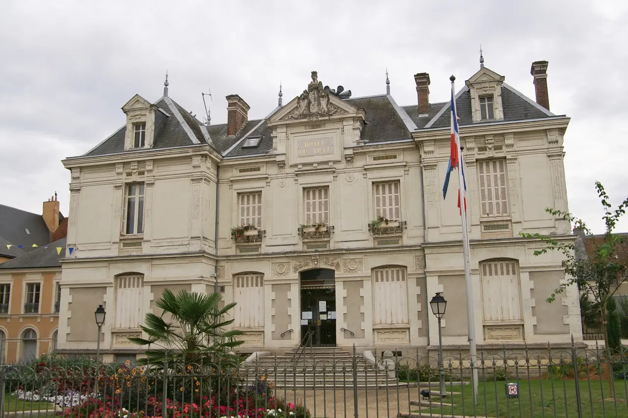 Saint-Calais - Hôtel de ville