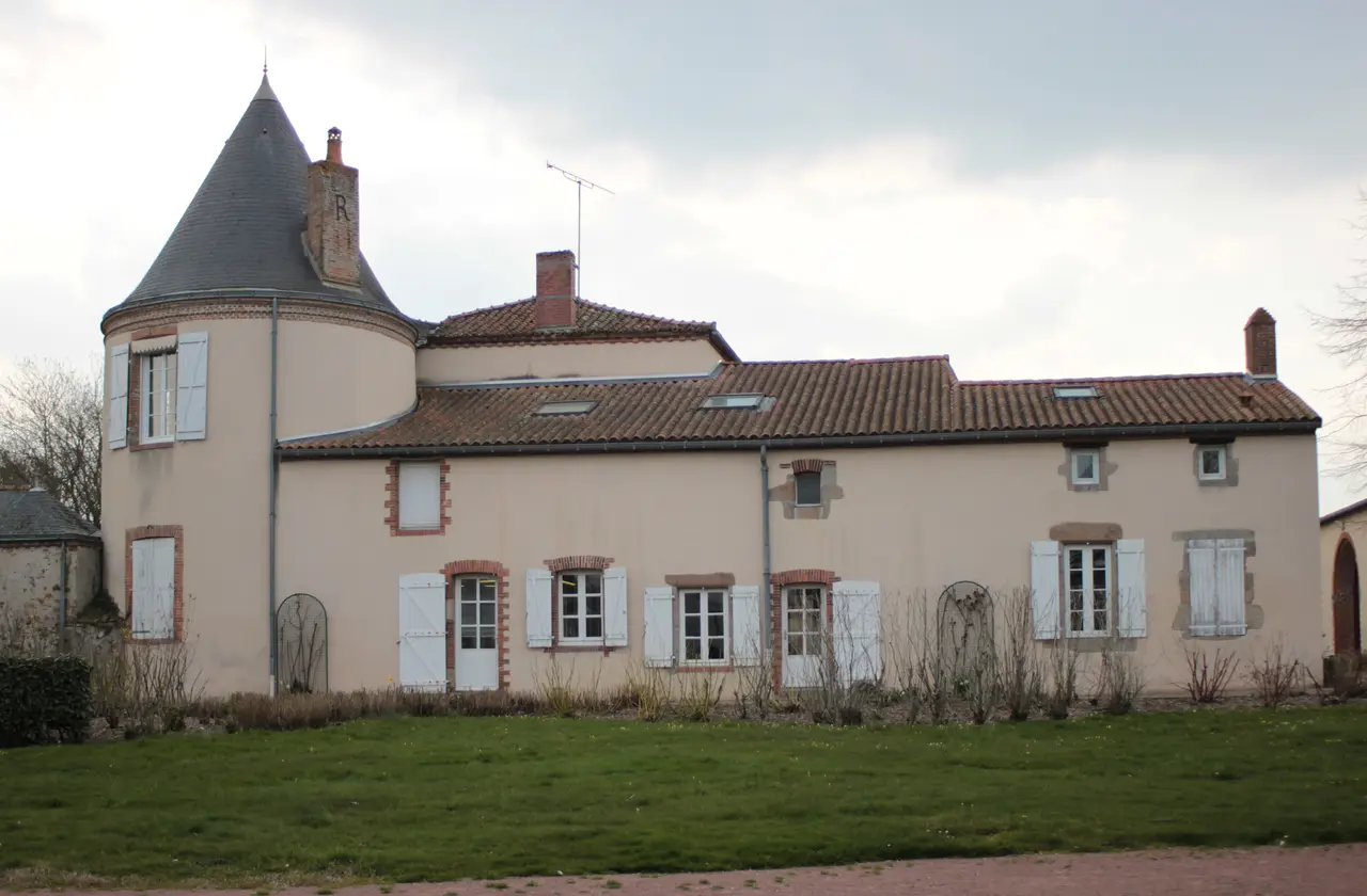 File:W0270-StLeger Mairie 59270 ShiftN.jpg