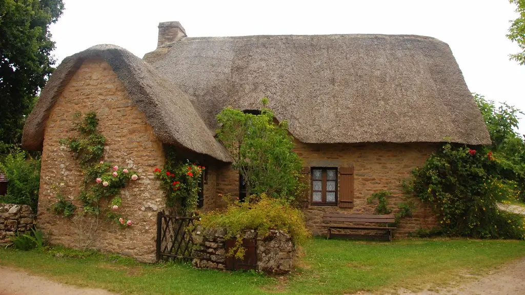Chaumière hameau de Kerhinet, Saint-Lyphard