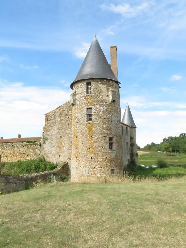 Château de la Grève (Saint-Martin-des-Noyers)