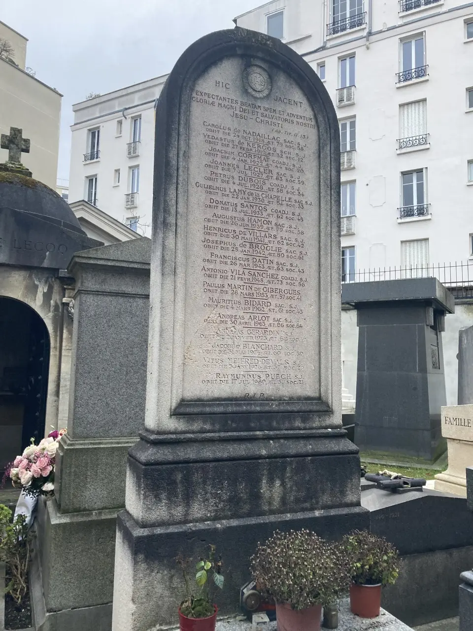 Sépulture des jésuites Passy
