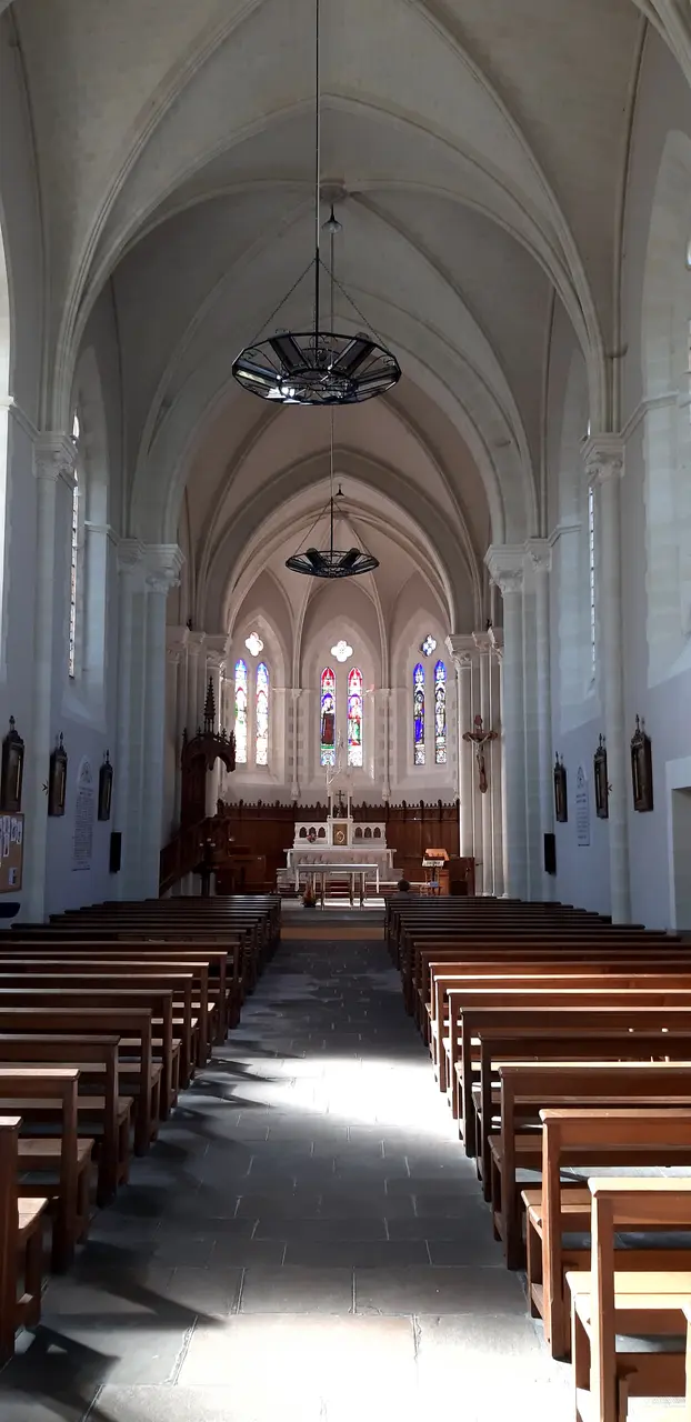 Eglise Saint-Vital de Saint-Viaud nef