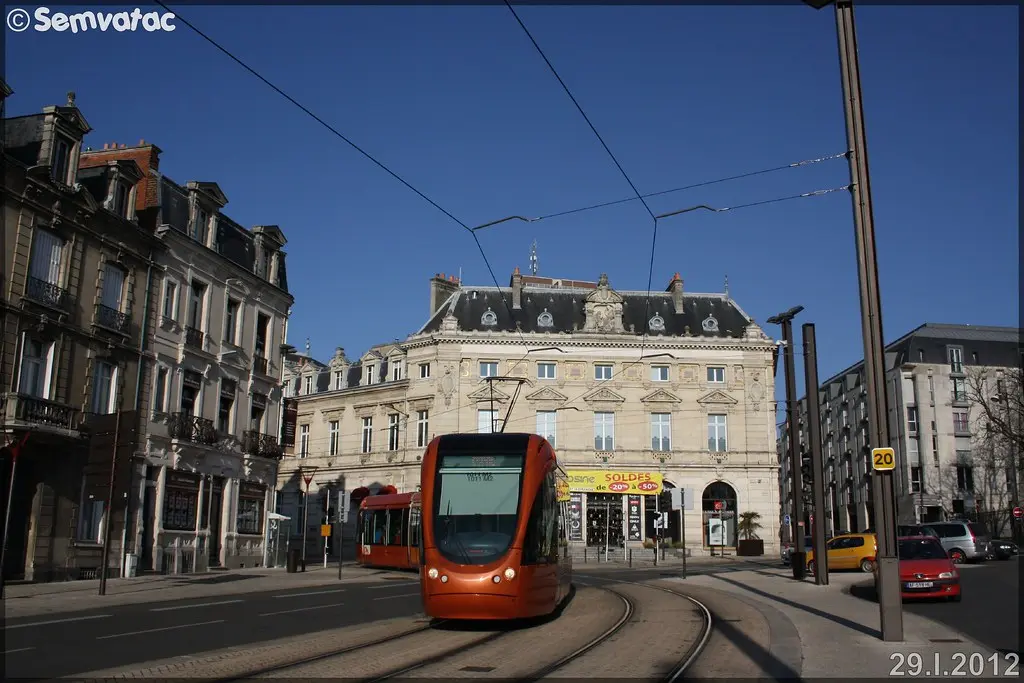 Alstom Citadis – Setram (Société d'Économie Mixte des TRansports en commun de l'Agglomération Mancelle) n°1011 (Sargé-lès-le-Mans)