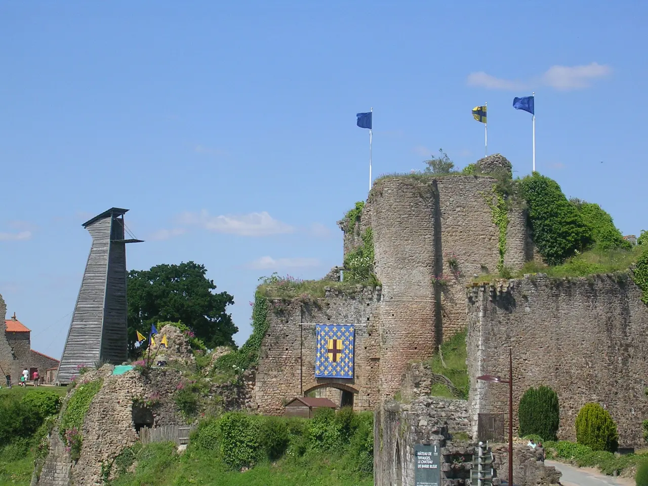 Château Tiffauges entrée