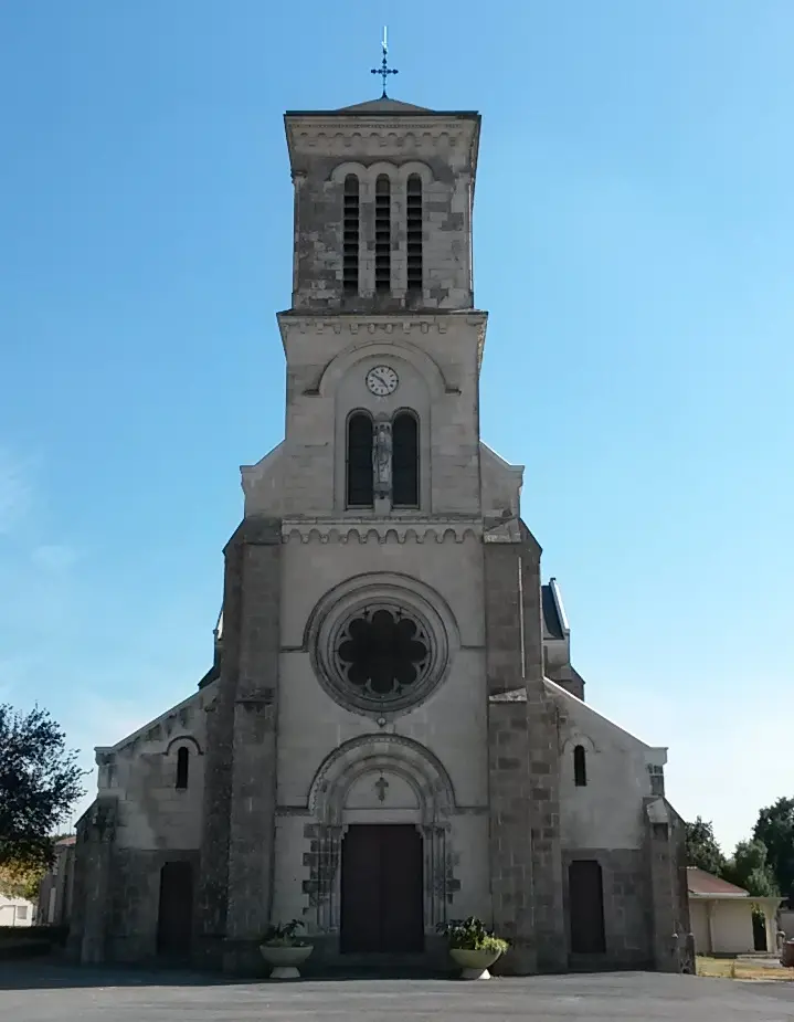 Fr-85-treize-septiers-eglise-1