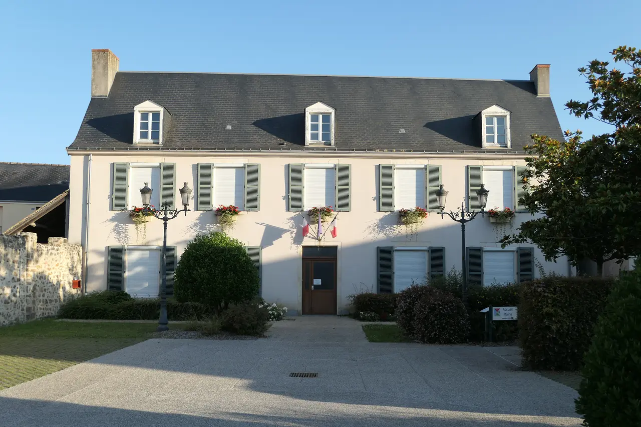 Yvré-l'Évêque - mairie