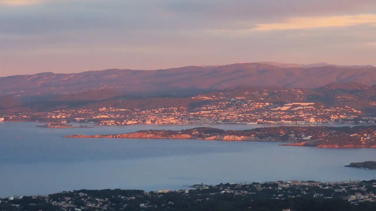 Bandol sunrise @ Chapelle Notre-Dame-du-Mai 03