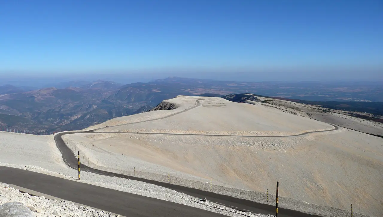 Col des Tempêtes, Vue du sommet vers Sault et Bédoin - P1000549