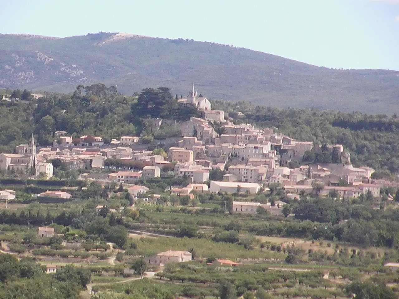 Bonnieux vu de Lacoste