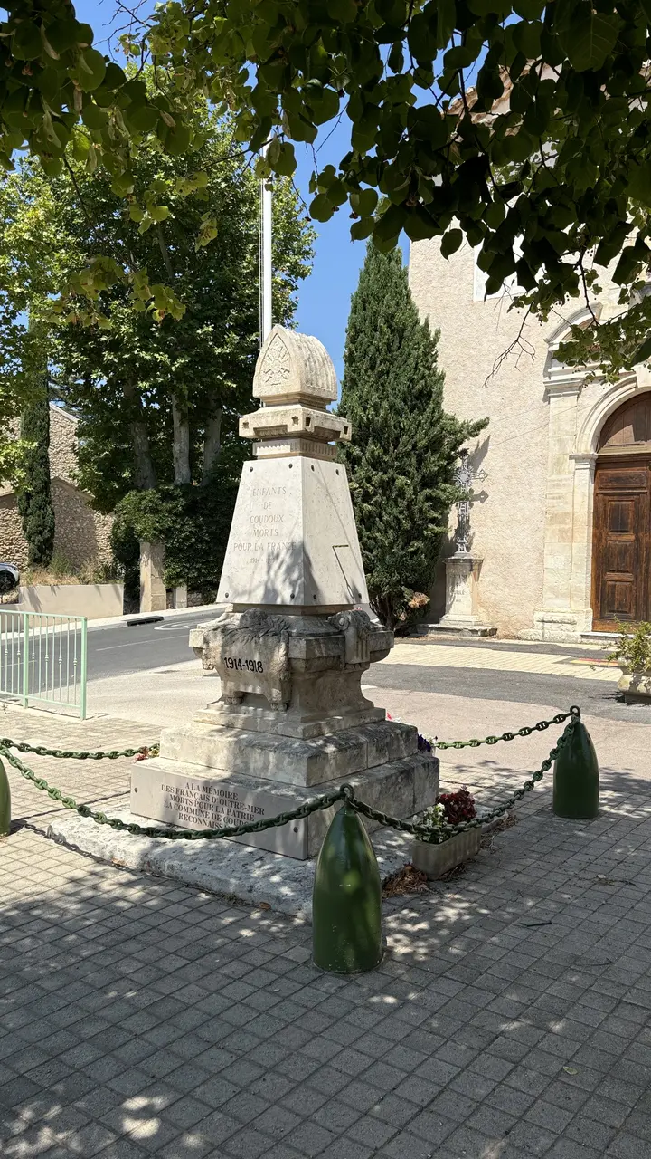 Monument aux morts de Coudoux