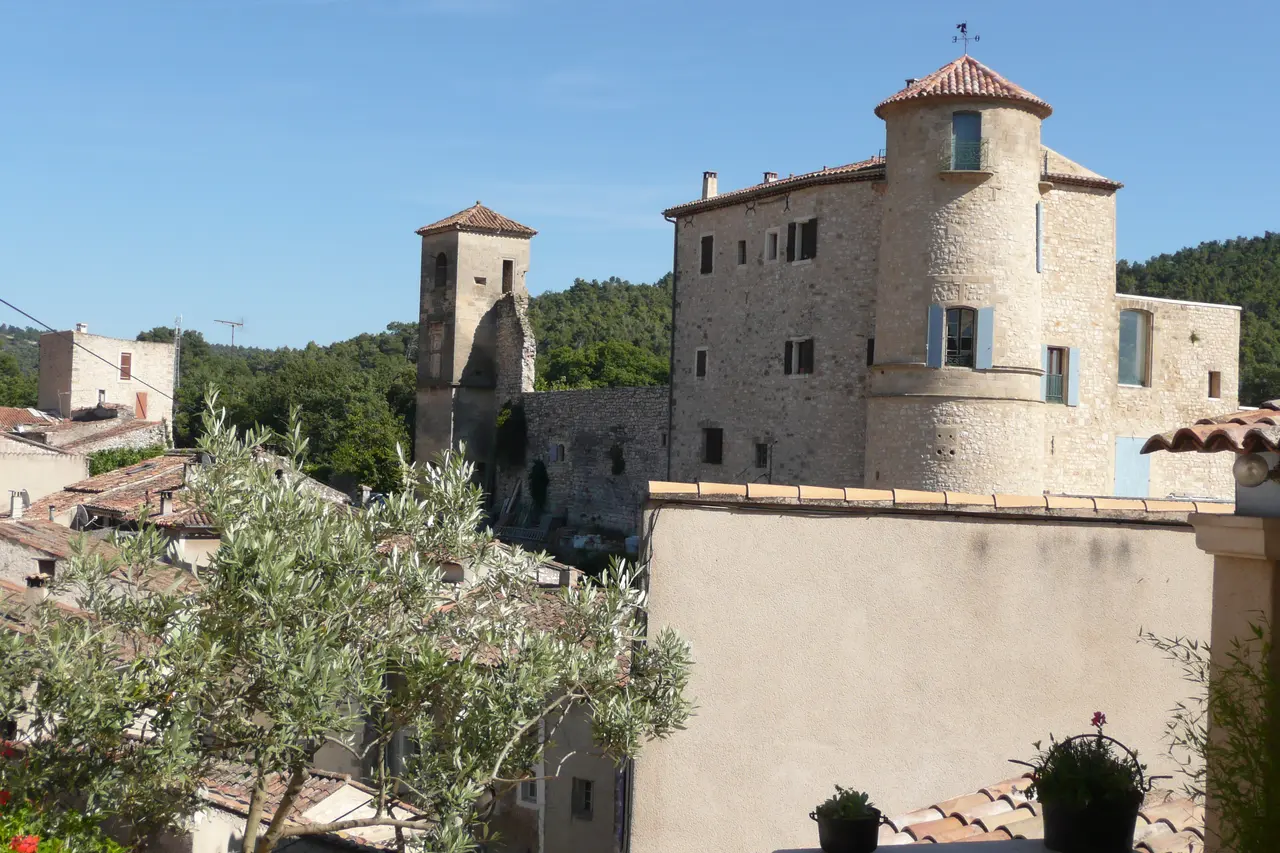 La bastide à La Bastide-des-Jourdans 3