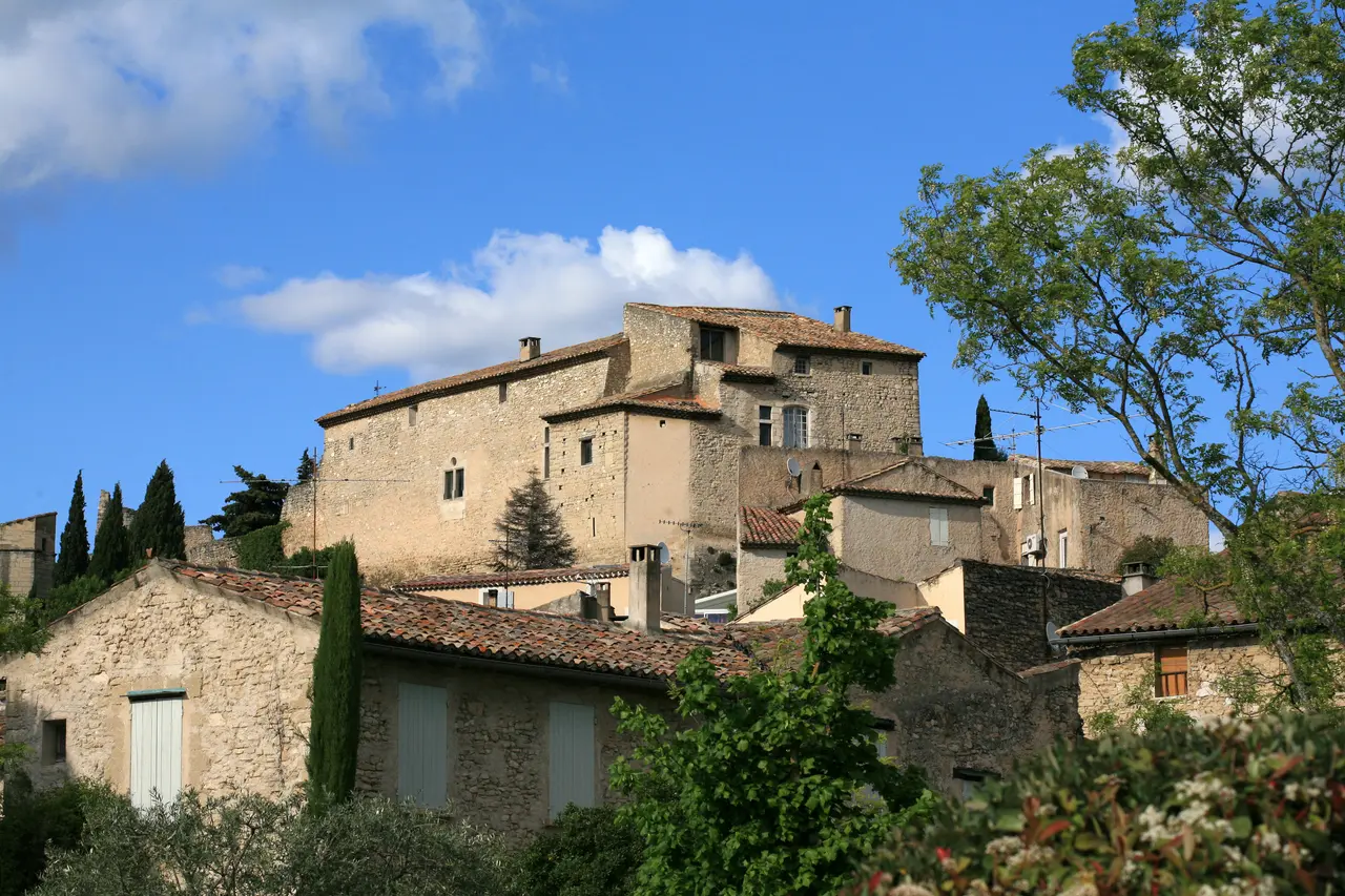Chateau Lagnes, vue sud, by JM Rosier