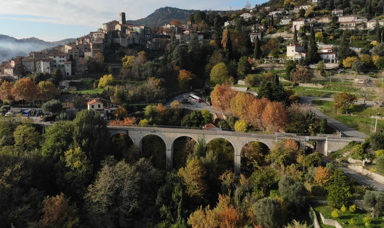 Le Bar-sur-Loup (1)