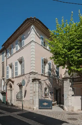 Musée de la poupée, Le Beausset