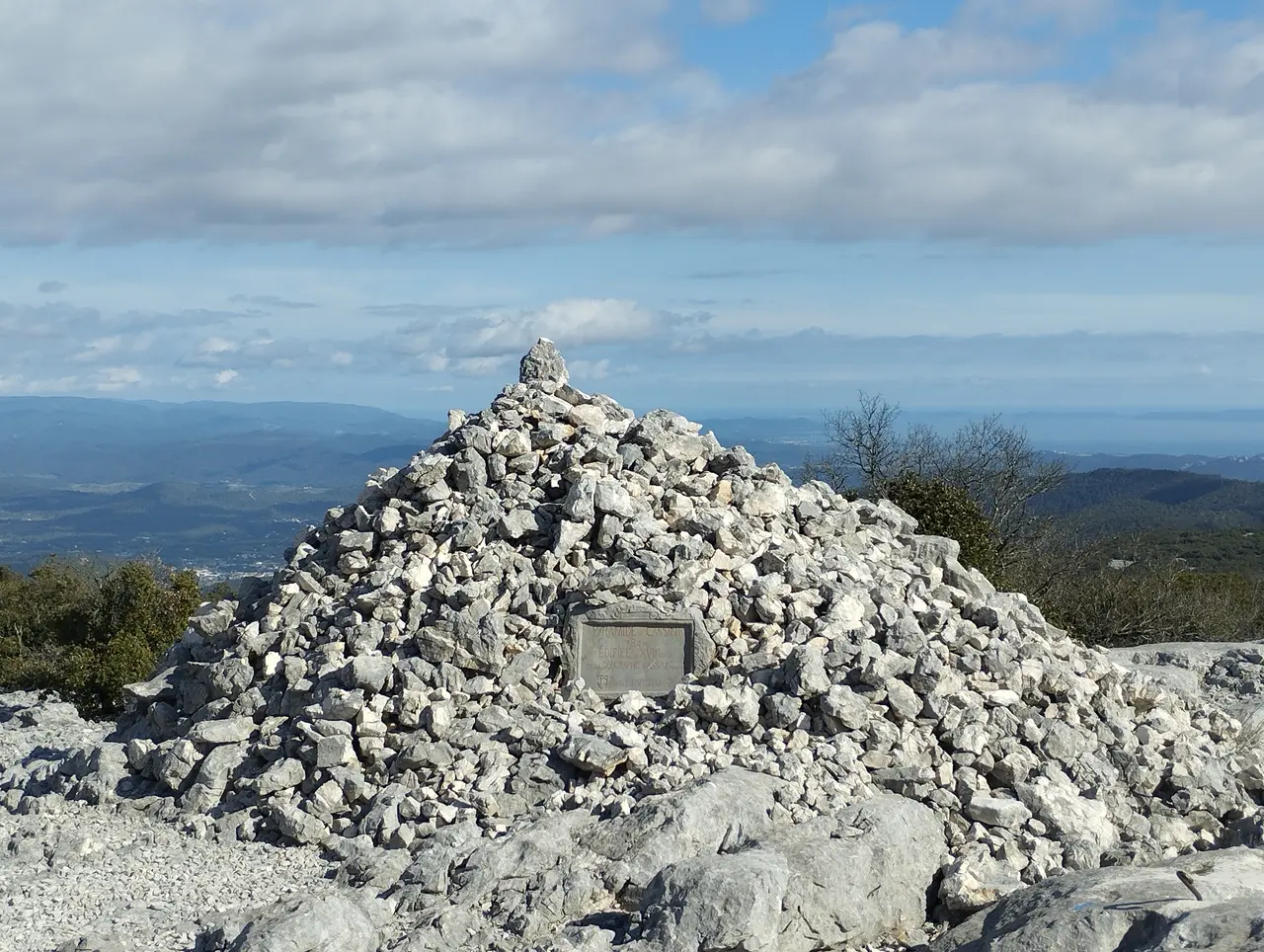 Pyramide de Cassini (1) - Le Revest-les Eaux, Var, France