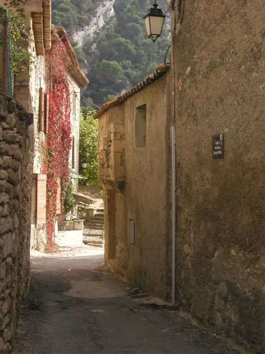 Robion Vaucluse Vieux village