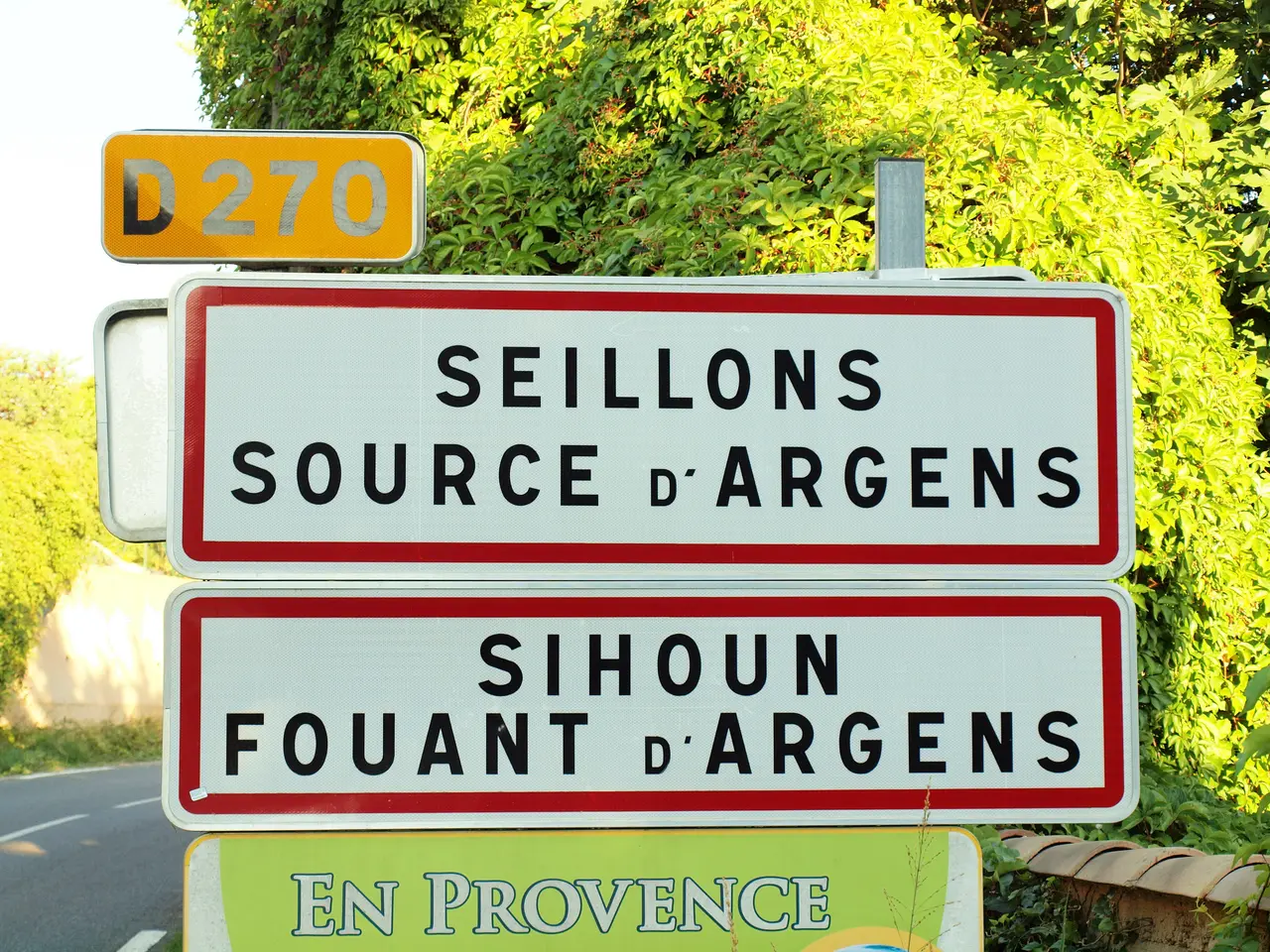 Seillons Source d'Argens-FR-83-panneau d'agglomération-a2