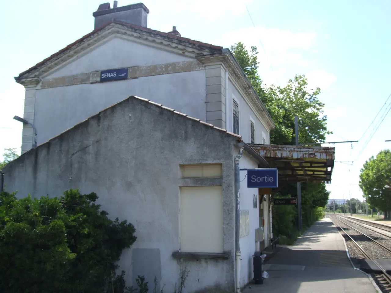 Gare de Sénas