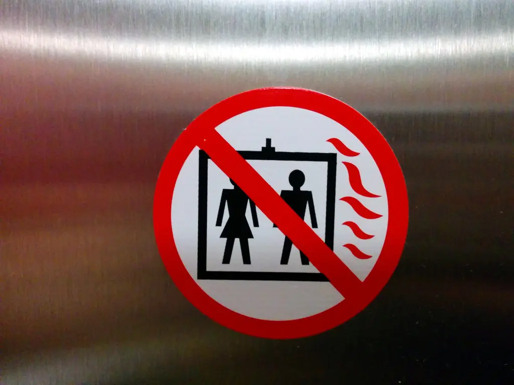 No flaming lifts, sign, elevator, Budapest, Hungary