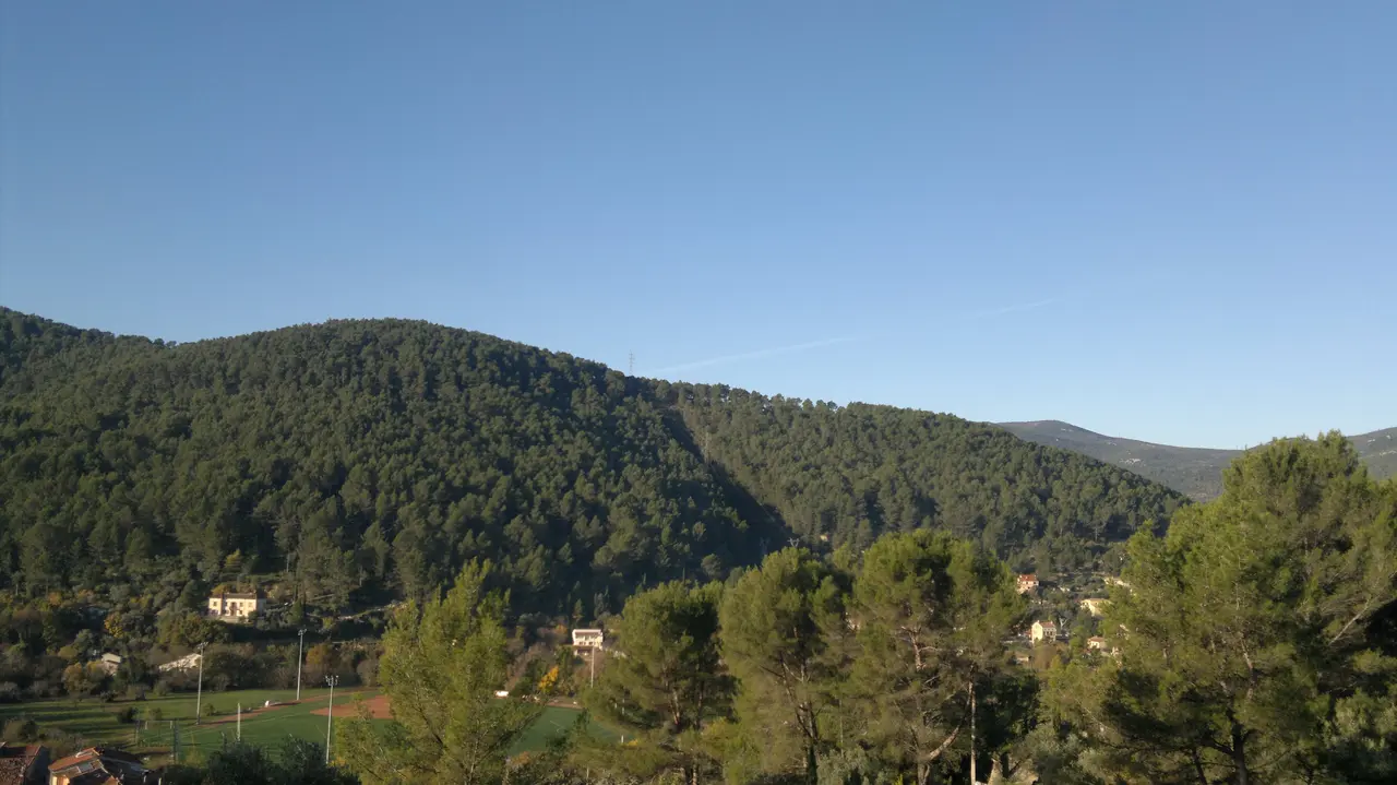 83210 Solliès-Toucas, France - panoramio (1)