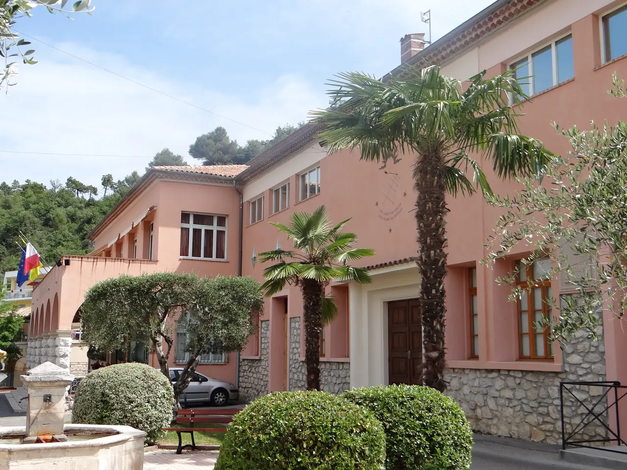 Tourrette-Levens - Mairie -1