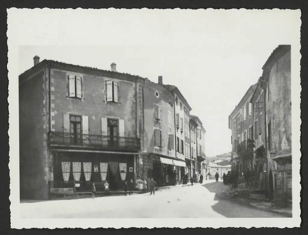 Place de la recluse à Bourdeaux